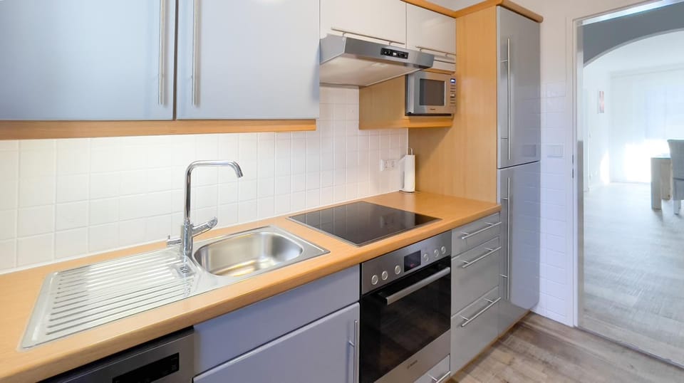 Kitchen or kitchenette, dishwasher, minibar, pet friendly, stove
