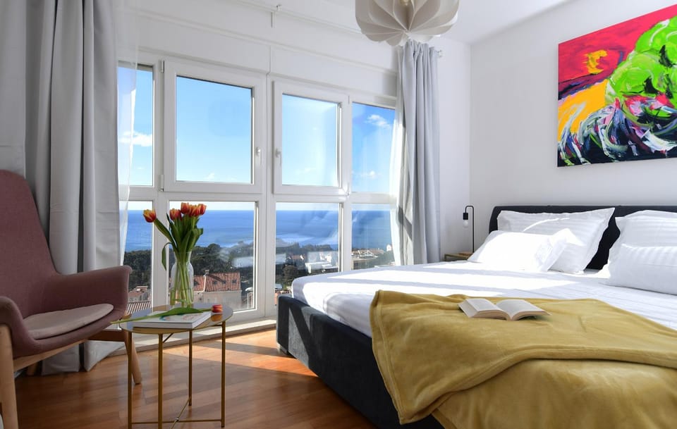 Bedroom, Sea view