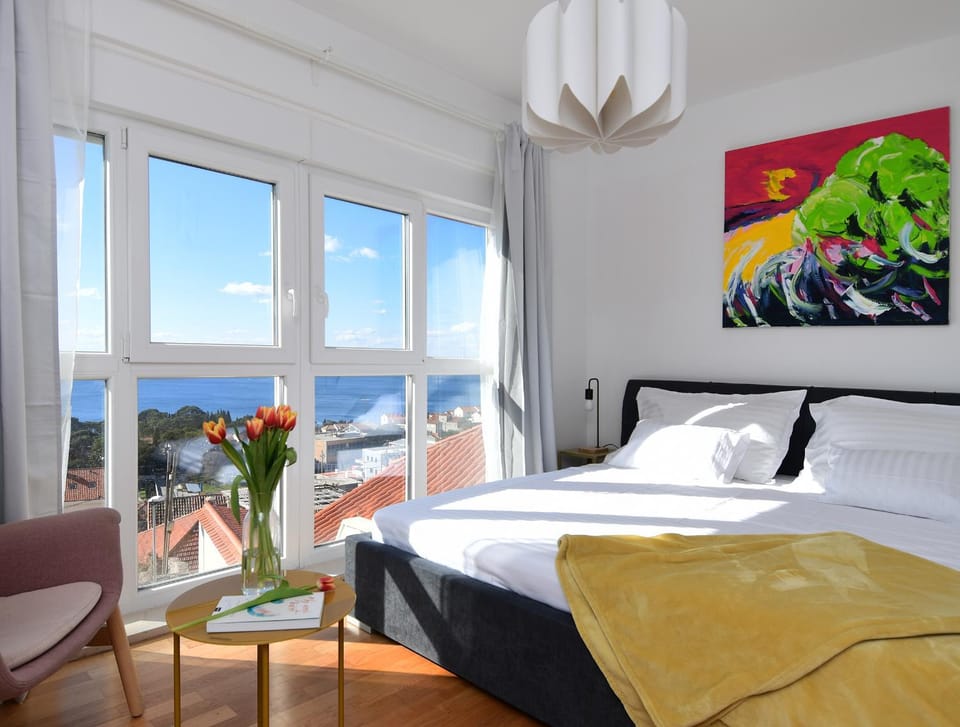 Bedroom, Sea view