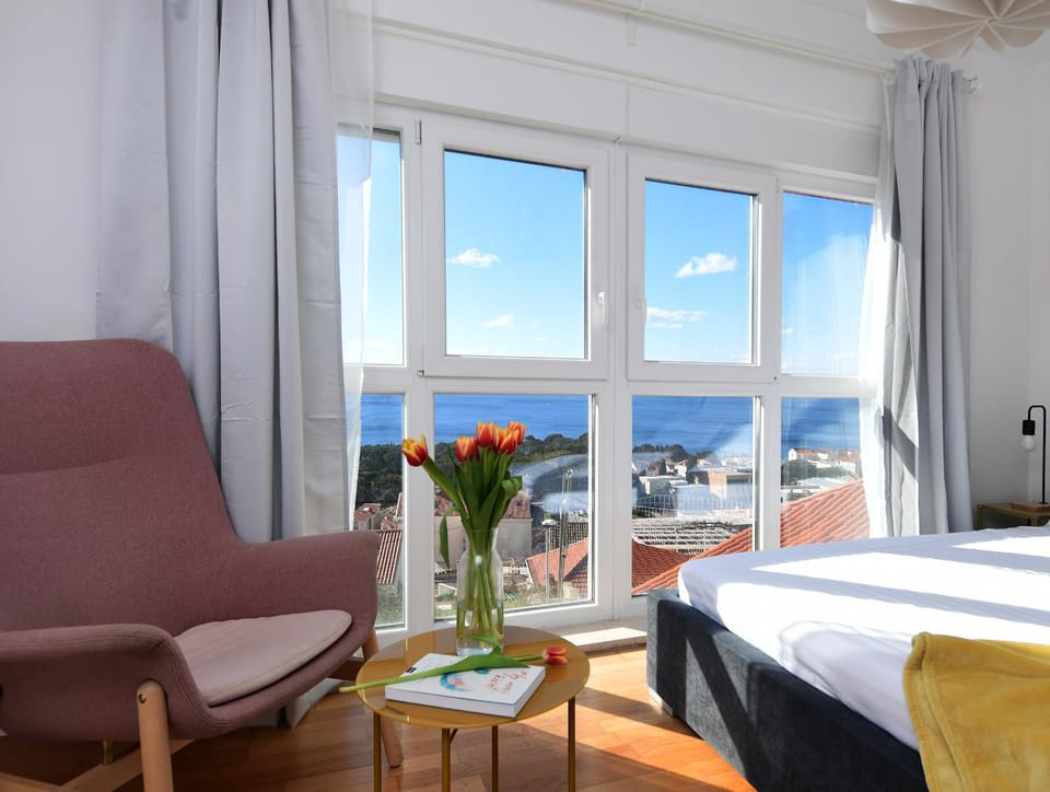 Bedroom, Sea view