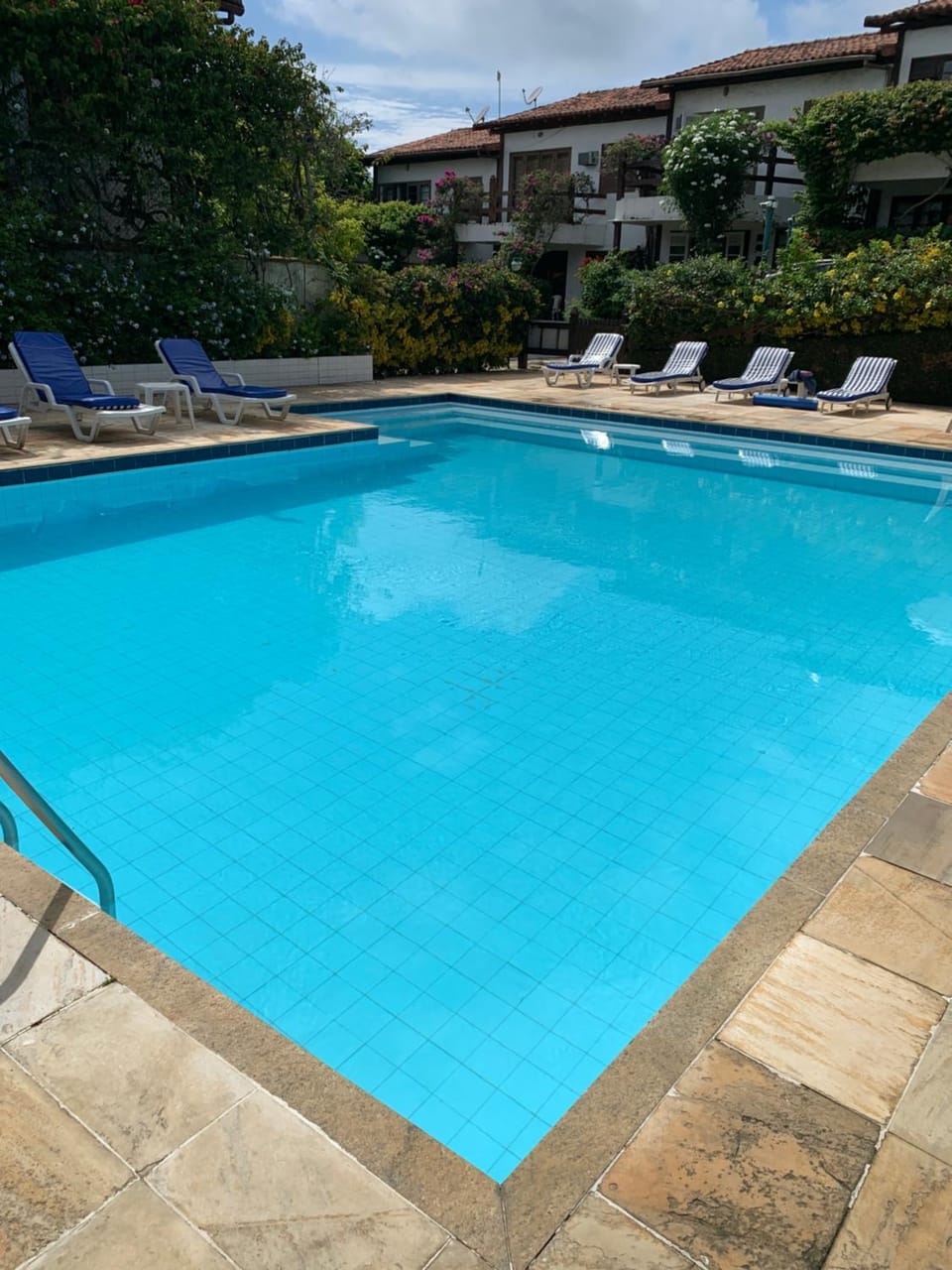 Day, Pool view, Swimming pool, sunbed