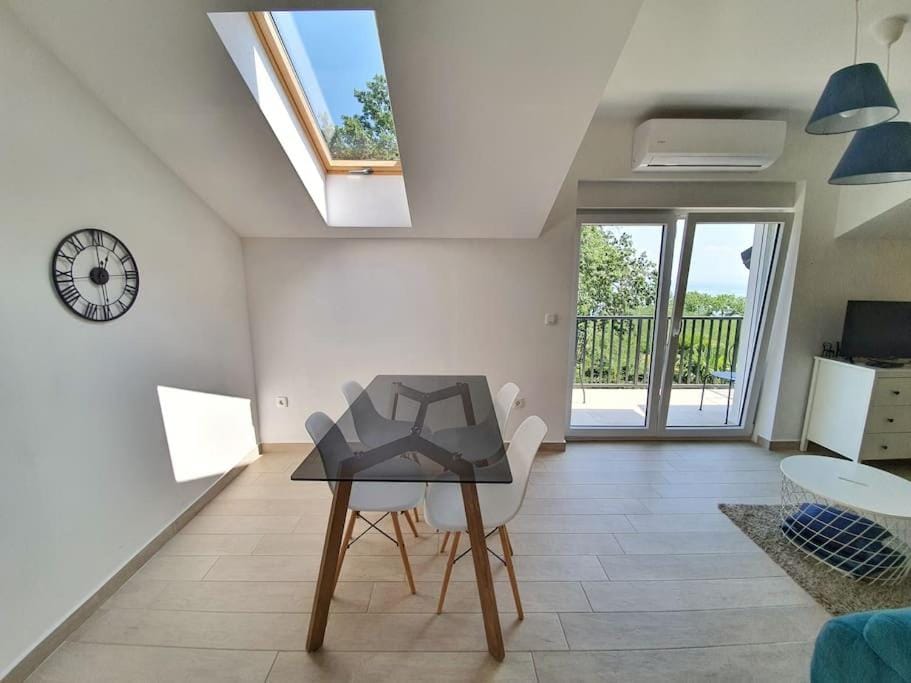 Beautiful apartment in Ika, Opatija by Kvarner Rentals Apartment in Primorje-Gorski Kotar County
