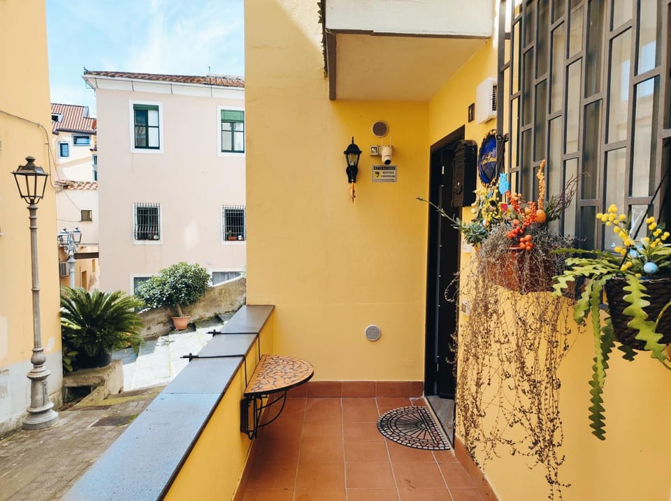 Smart house ingresso indipendente- Amalfi Coast Apartment in Salerno