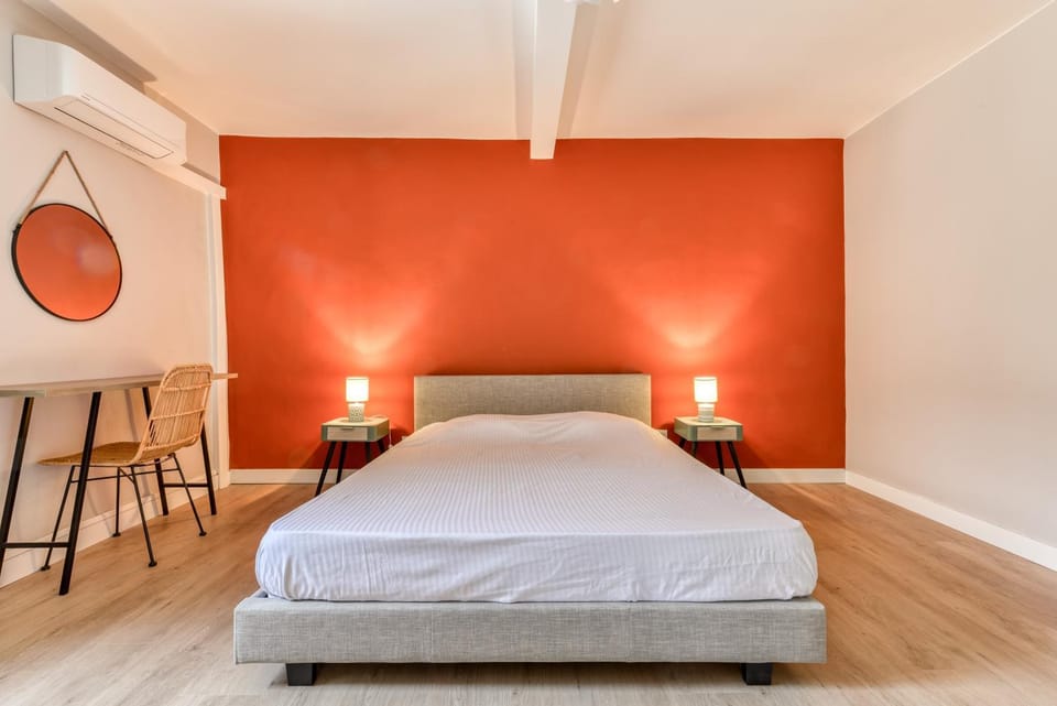Bed, Bedroom