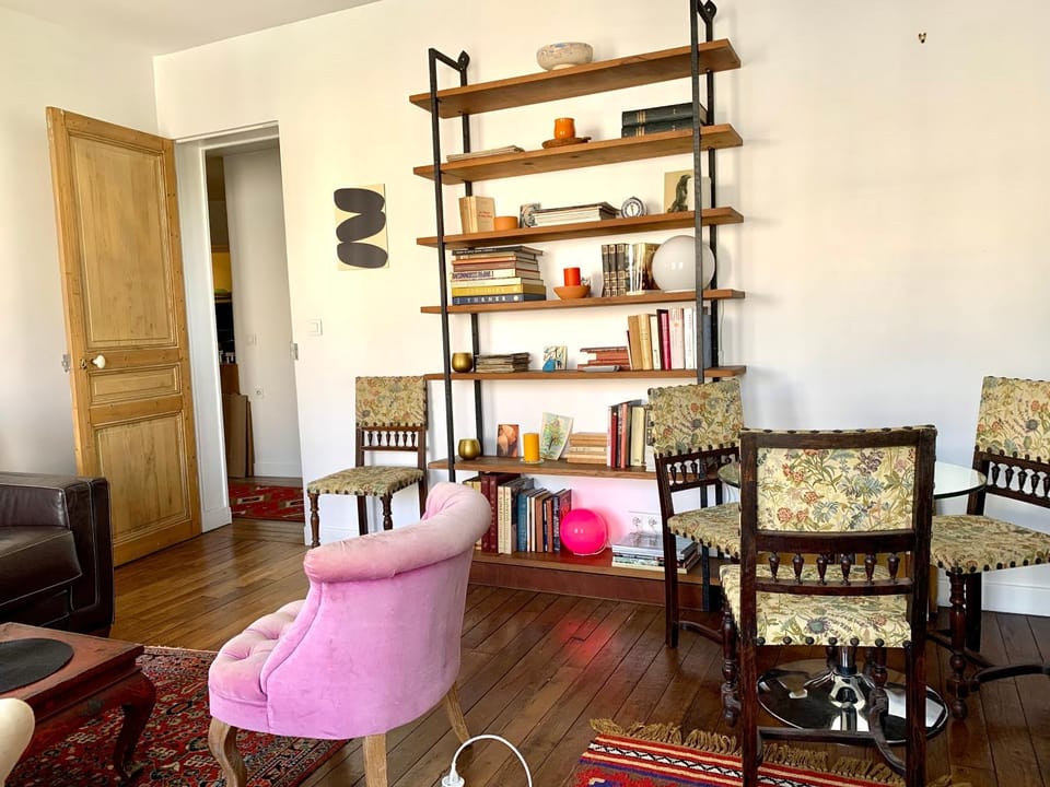 Love Nest In Paris Apartment in Paris