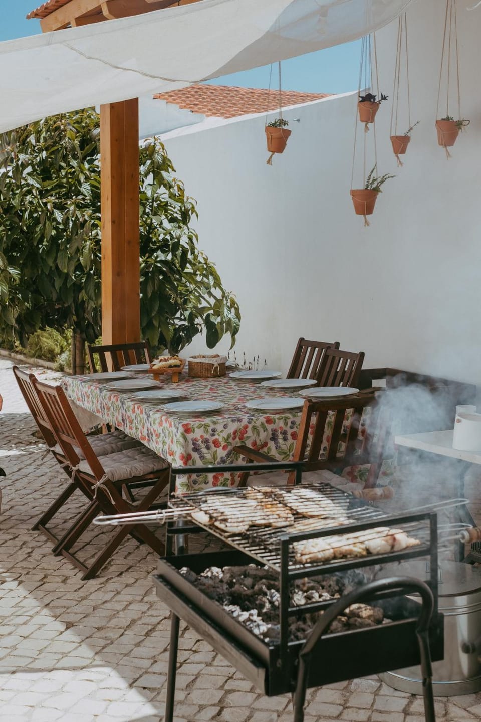 Patio, BBQ facilities, Balcony/Terrace