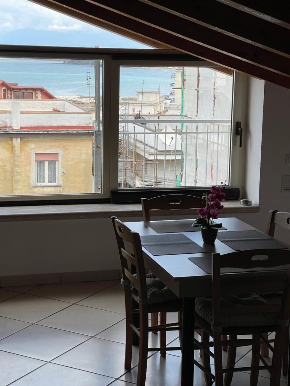 View (from property/room), Balcony/Terrace, Dining area