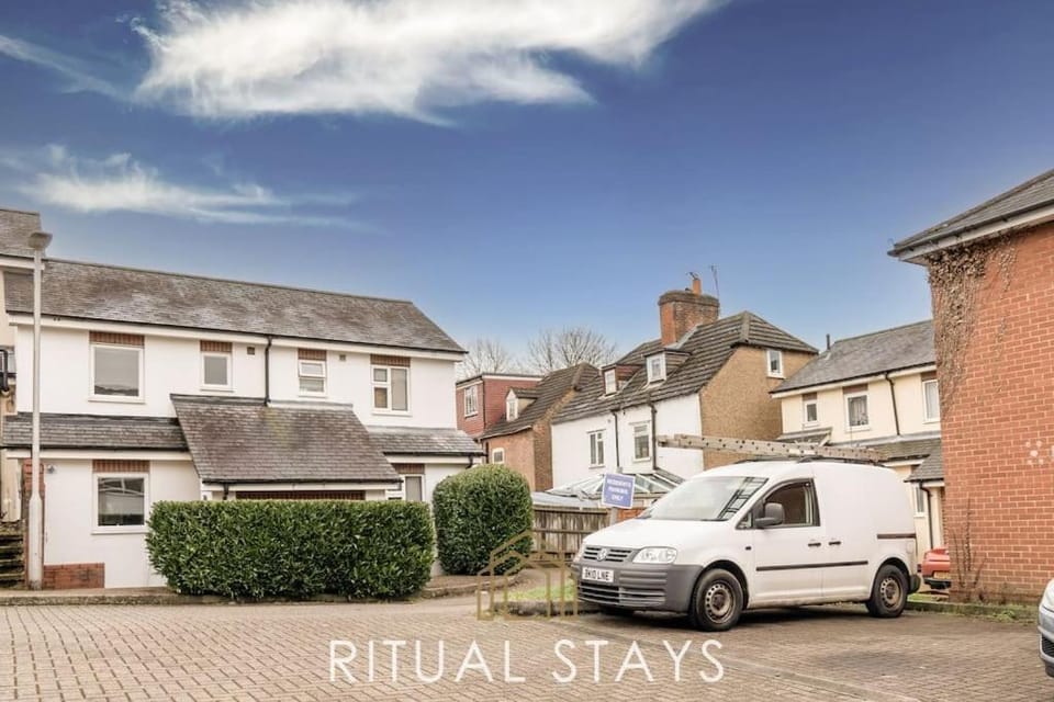 The Bracken's by Ritual Stays Apartment in Hemel Hempstead