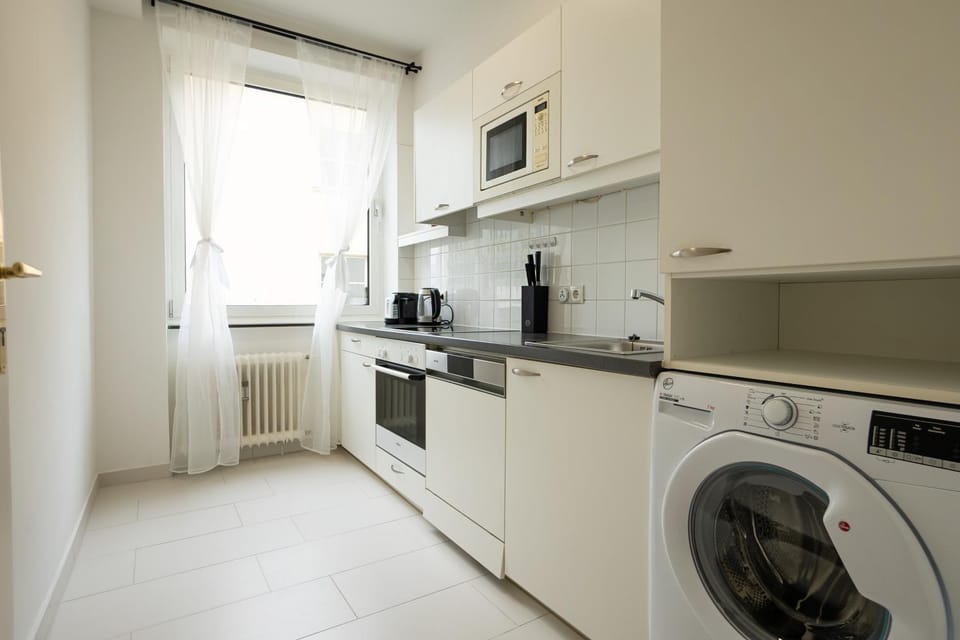 Kitchen or kitchenette, dishwasher, minibar, pet friendly, stove, washing machine