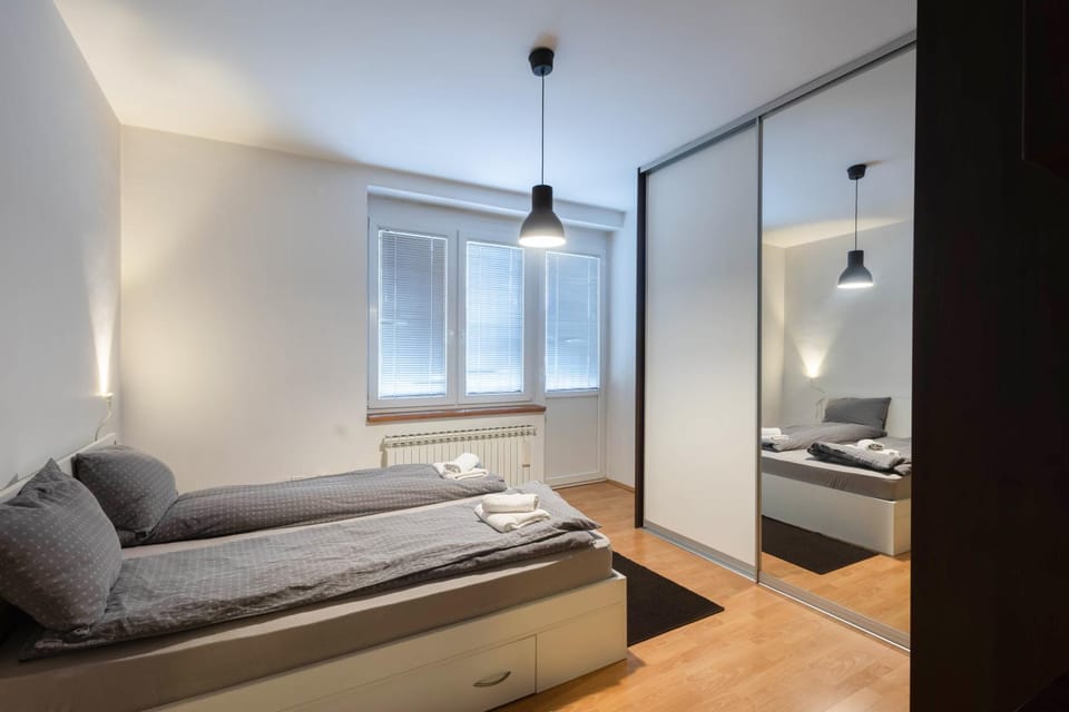 Bed, Bedroom, heating, towels, wardrobe