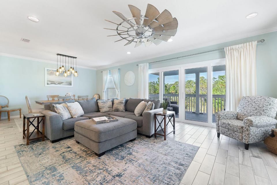 Salty Breeze at Lost Key Villas-Pet Friendly! House in Perdido Key