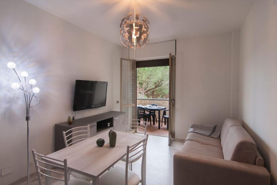 Appartamenti RI Villa in Follonica