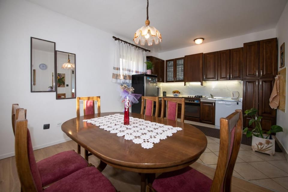 Apartman Elvis Apartment in Lovran