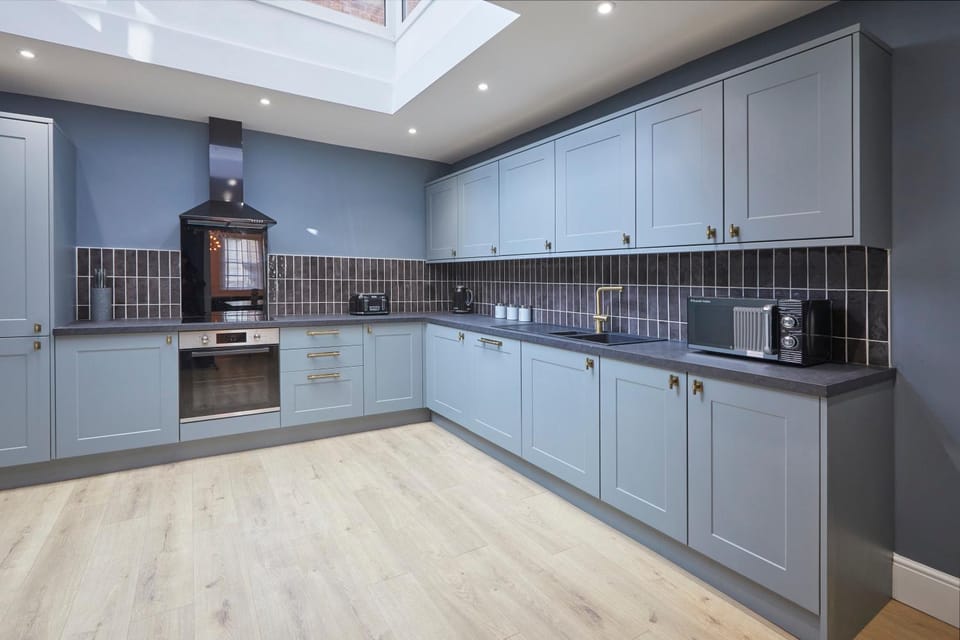 Coffee/tea facilities, Kitchen or kitchenette, minibar, pet friendly, stove, toaster