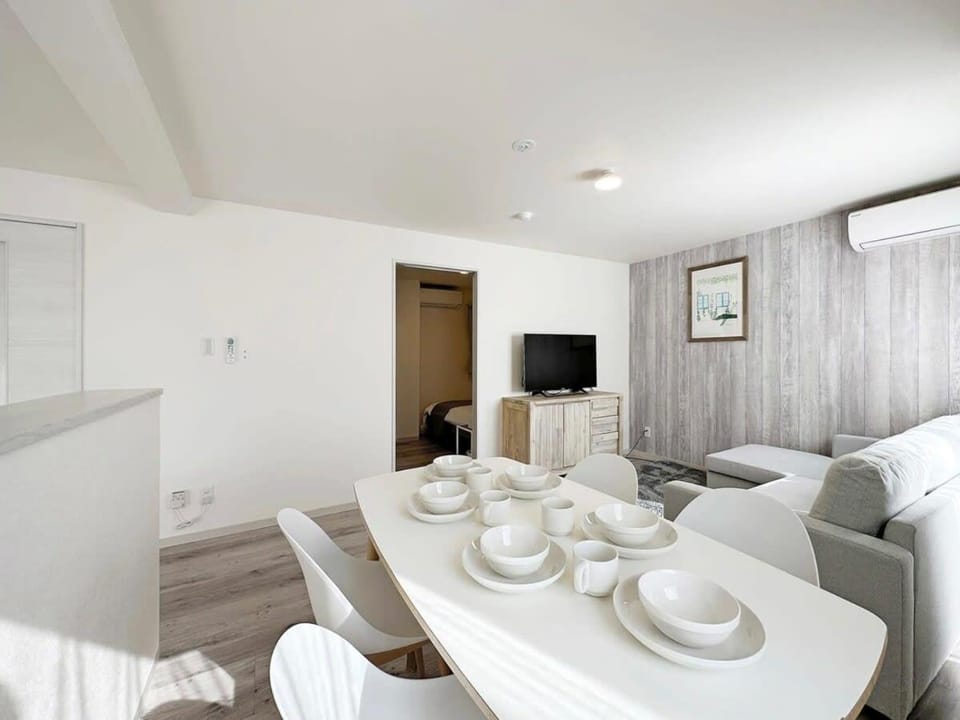 Yutori by b hotel - Spacious 2BR Apartment very near the Station House in Hiroshima Prefecture