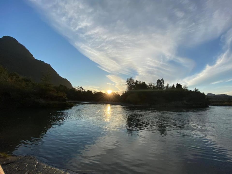 Nearby landmark, Natural landscape