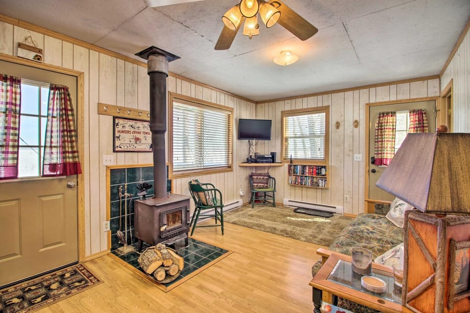 Secluded Remer Cabin w/ Lake Access! Cabin in Minnesota