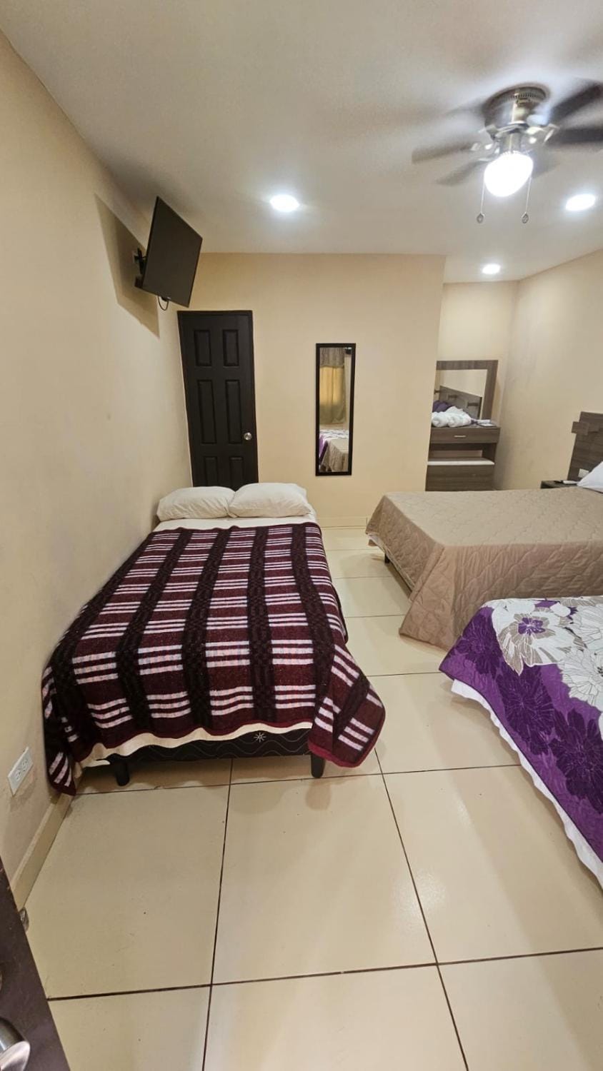 Habitaciones Casa Cuscatlan Vacation rental in La Libertad Department, El Salvador