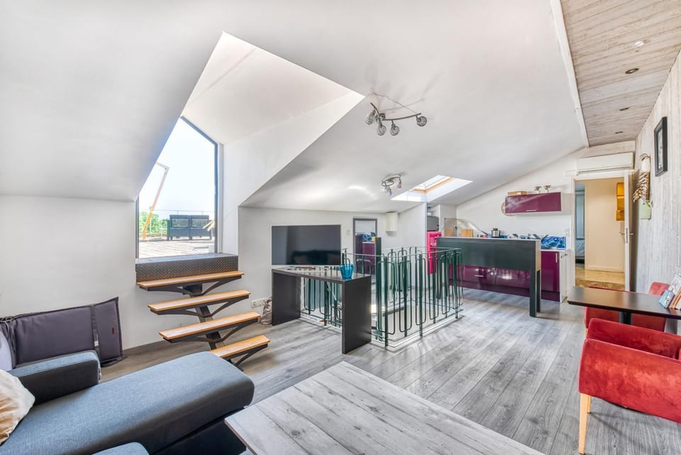Superbe Appartement Vue sur la Confluence LOIRE Apartment in Pays de la Loire