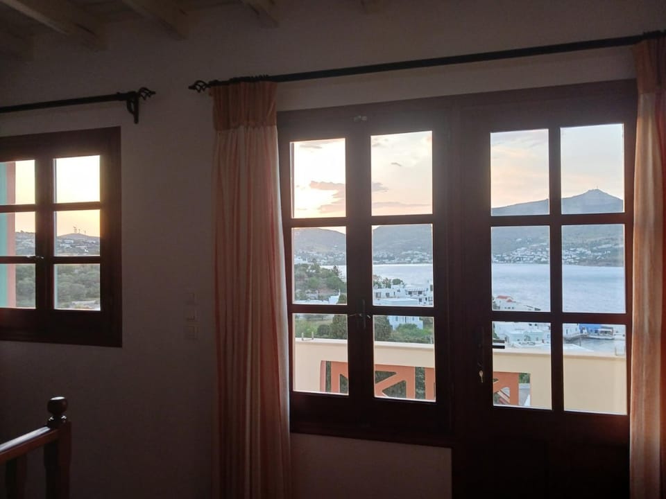 Bird's eye view, View (from property/room), View (from property/room), Balcony/Terrace, Beach, Bedroom, City view, City view, Sea view, Sea view