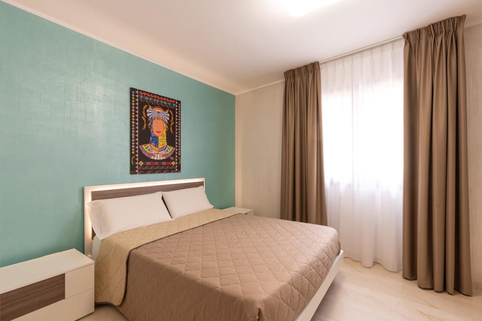Living room, Bedroom