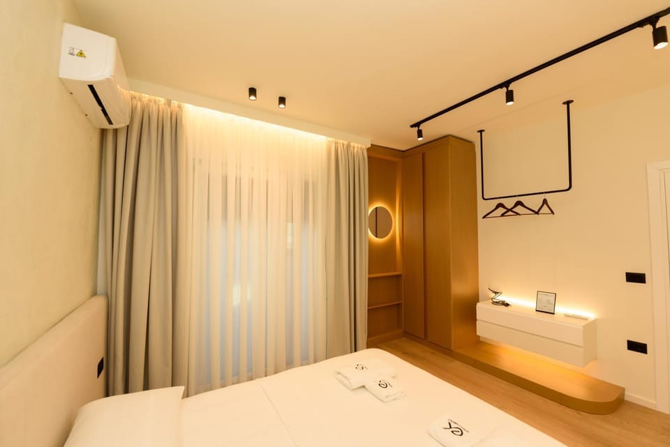 Bed, View (from property/room), Balcony/Terrace, Sea view, cot, flat iron, hair dryier, internet, towels, air conditioner