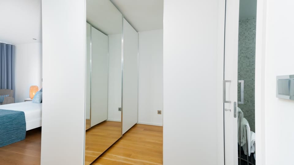 Lynx Barreiros - Pool & Sea View by LovelyStay Apartment in Funchal