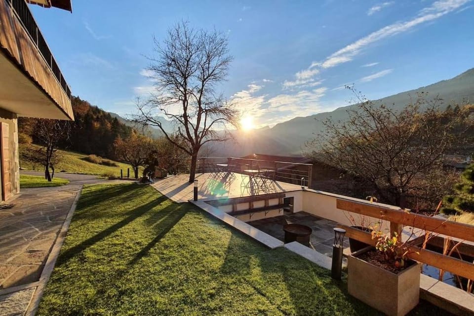 Patio, Garden view, Sunset