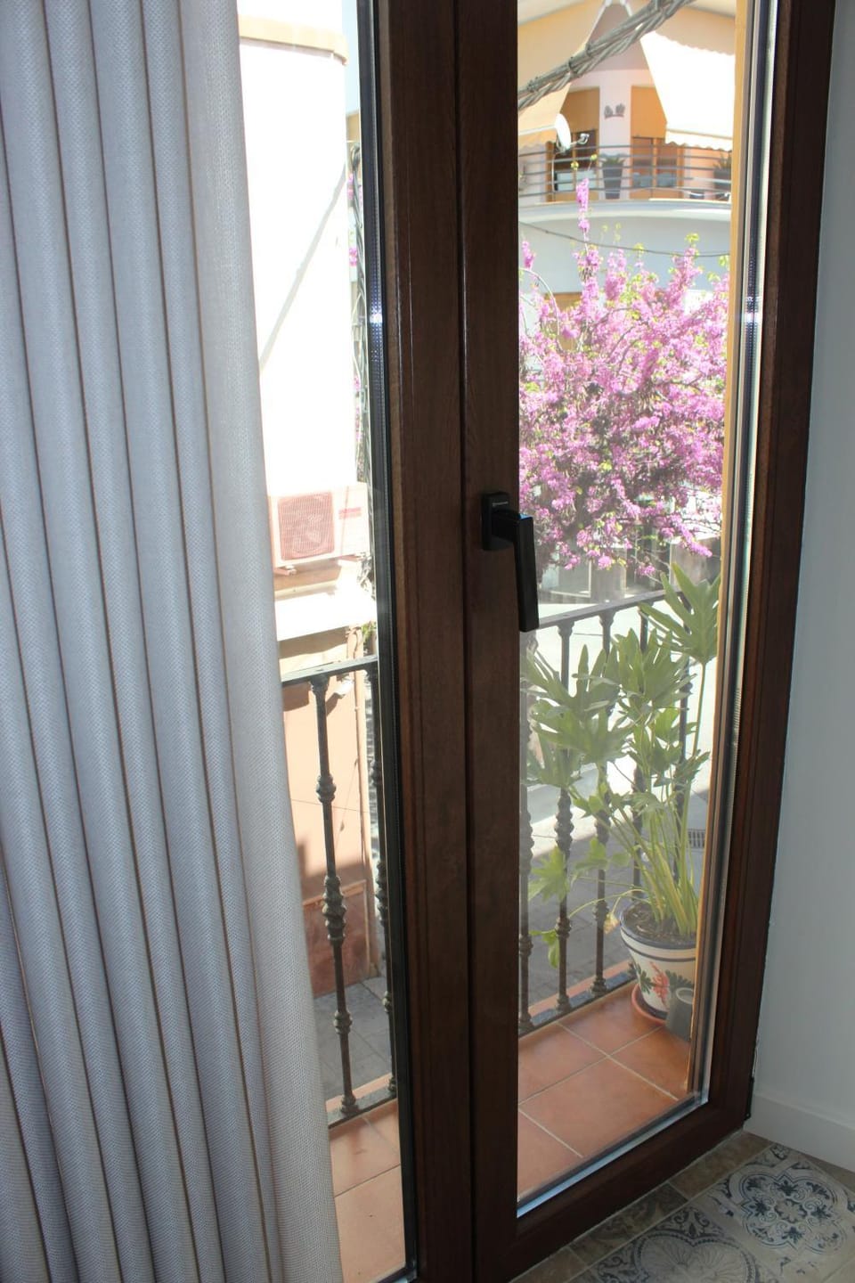Spring, Day, View (from property/room), Balcony/Terrace
