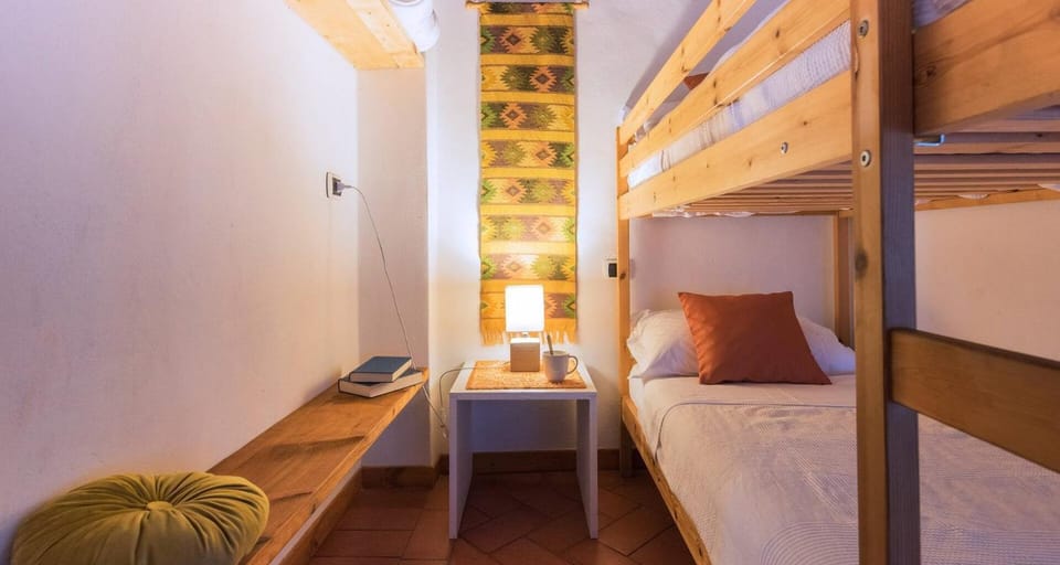 Bed, Bedroom, bunk bed