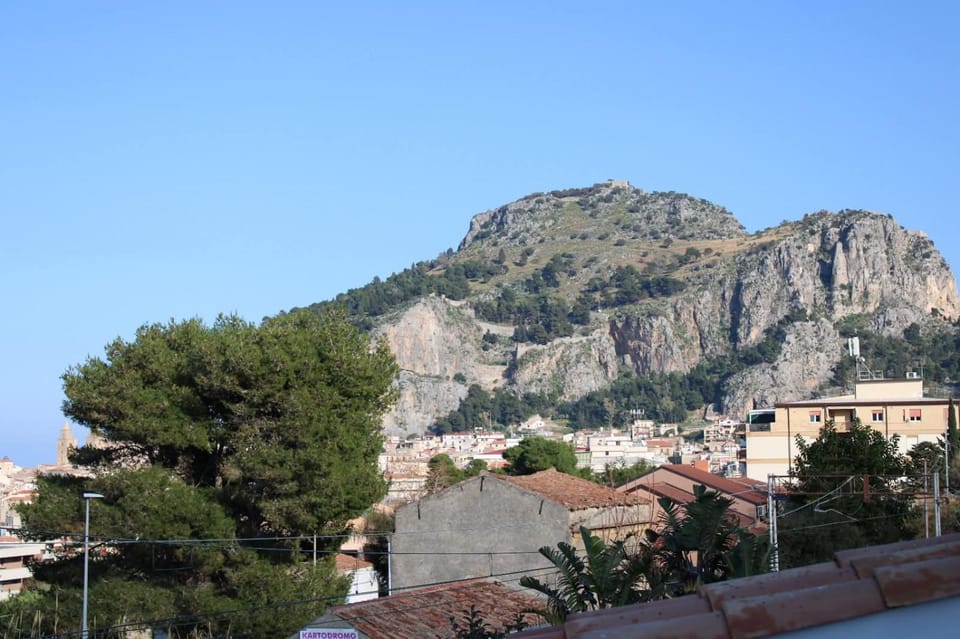 BorgoMarino's Room Bed and Breakfast in Cefalu