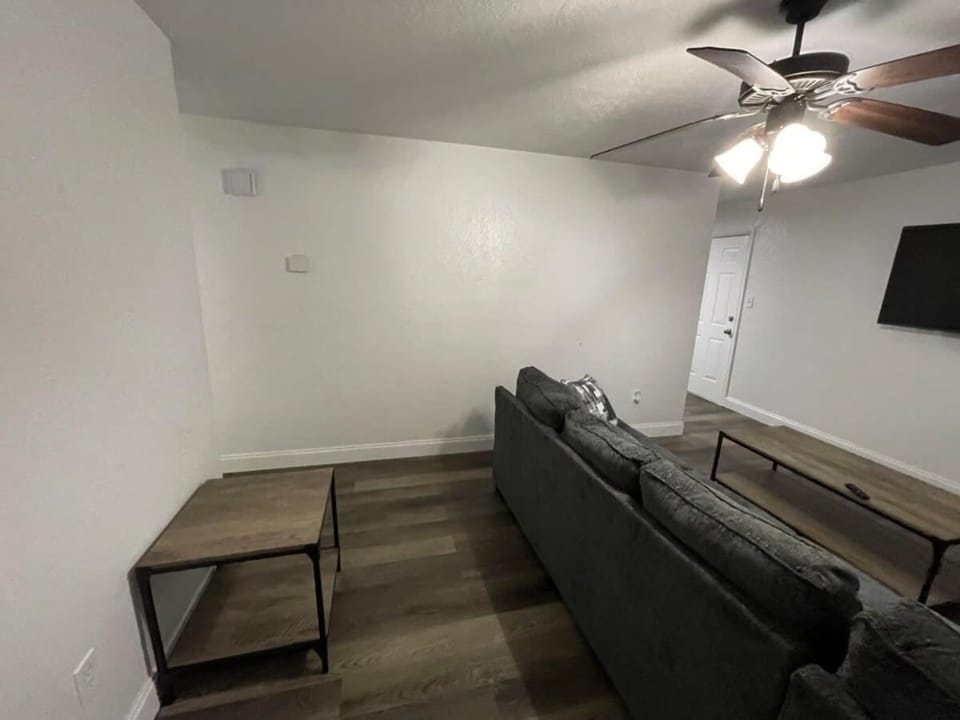 Cozy 3-Bedroom, 1-Bath Home Close to Fort Sill House in Lawton