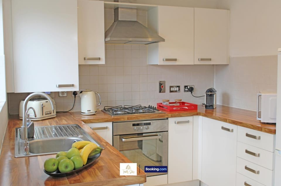 Coffee/tea facilities, Kitchen or kitchenette, dishwasher, minibar, stove, toaster