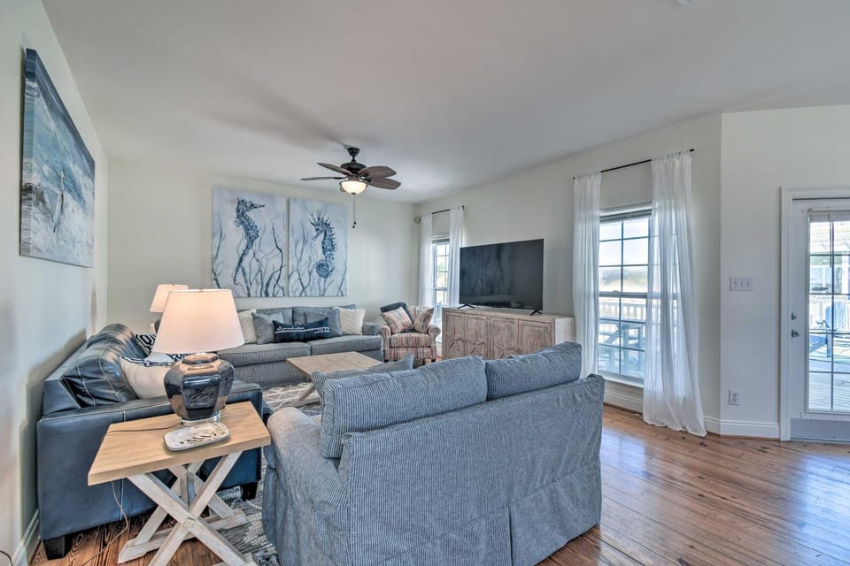 Pool Access & Steps to Beach: Coastal Getaway! House in Alabama