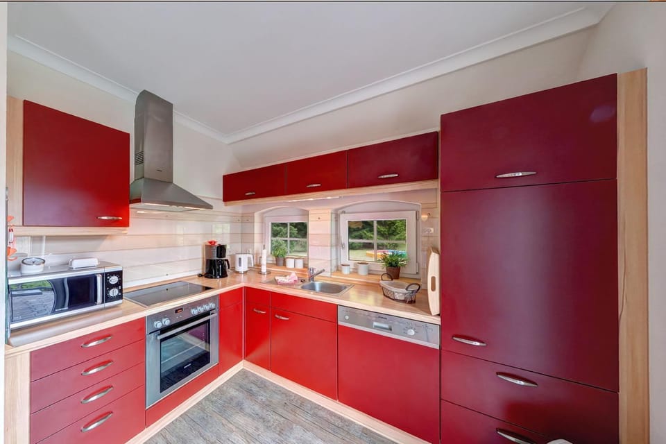 Coffee/tea facilities, Kitchen or kitchenette, dishwasher, minibar, pet friendly, stove, toaster