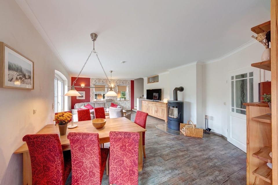 Living room, Dining area, flat iron