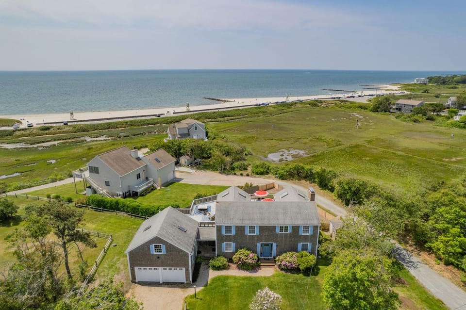 Summer Wind - Your Serene Cape Cod Getaway House in Harwich