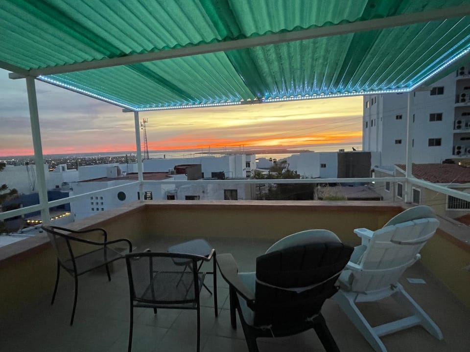 View (from property/room), Balcony/Terrace, Sunset