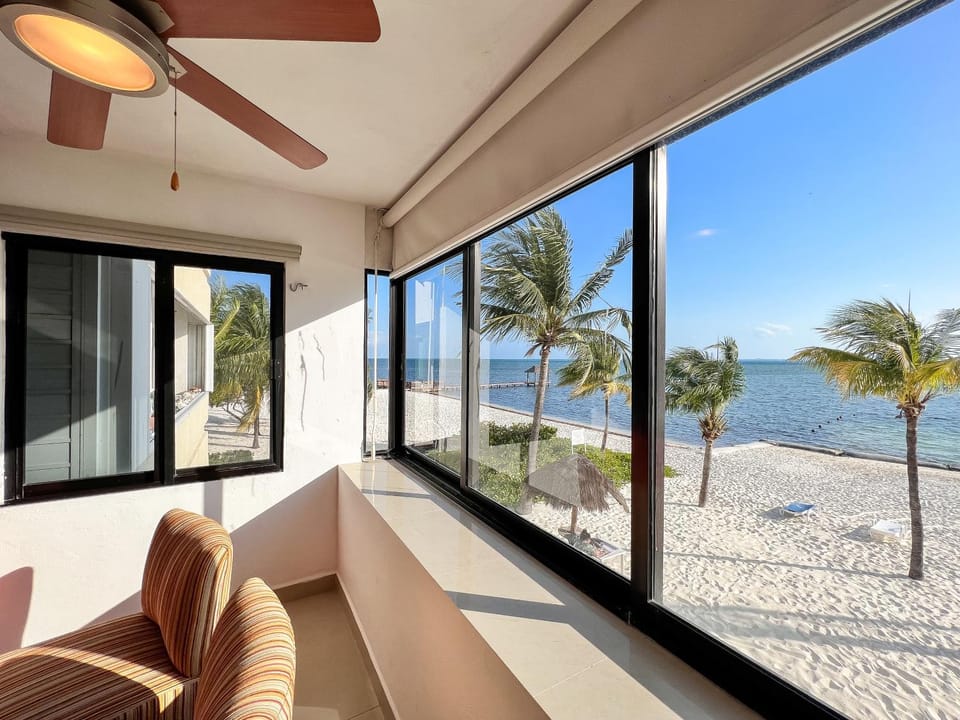Day, Natural landscape, View (from property/room), Balcony/Terrace, Beach, Sea view