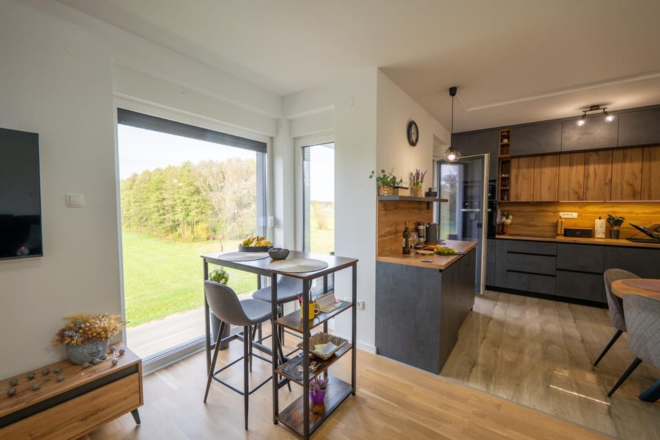 Apartman Nebo Moderan smještaj, 5G Internet, Parking, Pogled i Besplatne ulaznice za Mini Zoo Apartment in Hungary