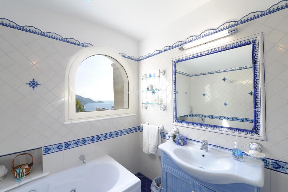 Bathroom, Bath