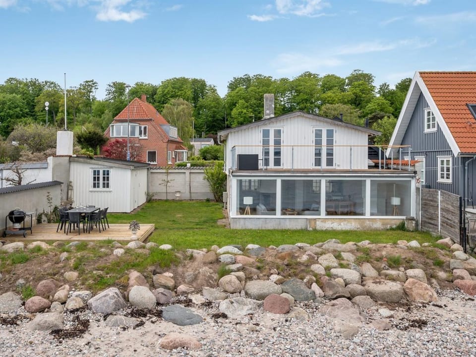 Holiday Home Elsabeth - 20m from the sea by Interhome House in Capital Region of Denmark