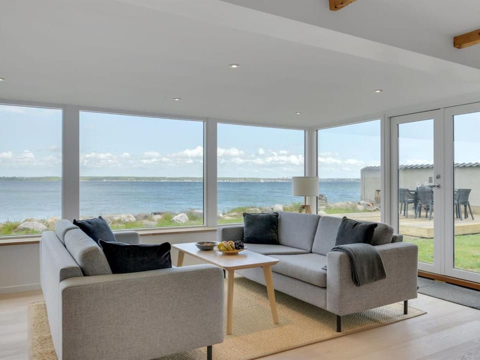 Holiday Home Elsabeth - 20m from the sea by Interhome House in Capital Region of Denmark