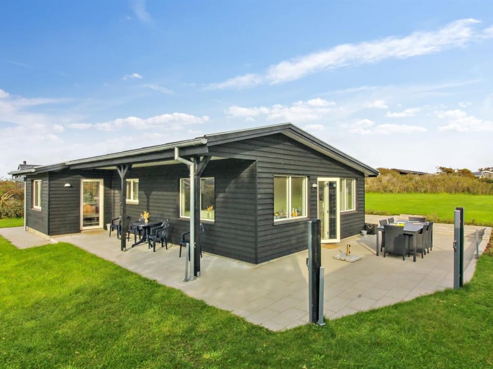 Holiday Home Benda - 348m from the sea by Interhome House in Lønstrup