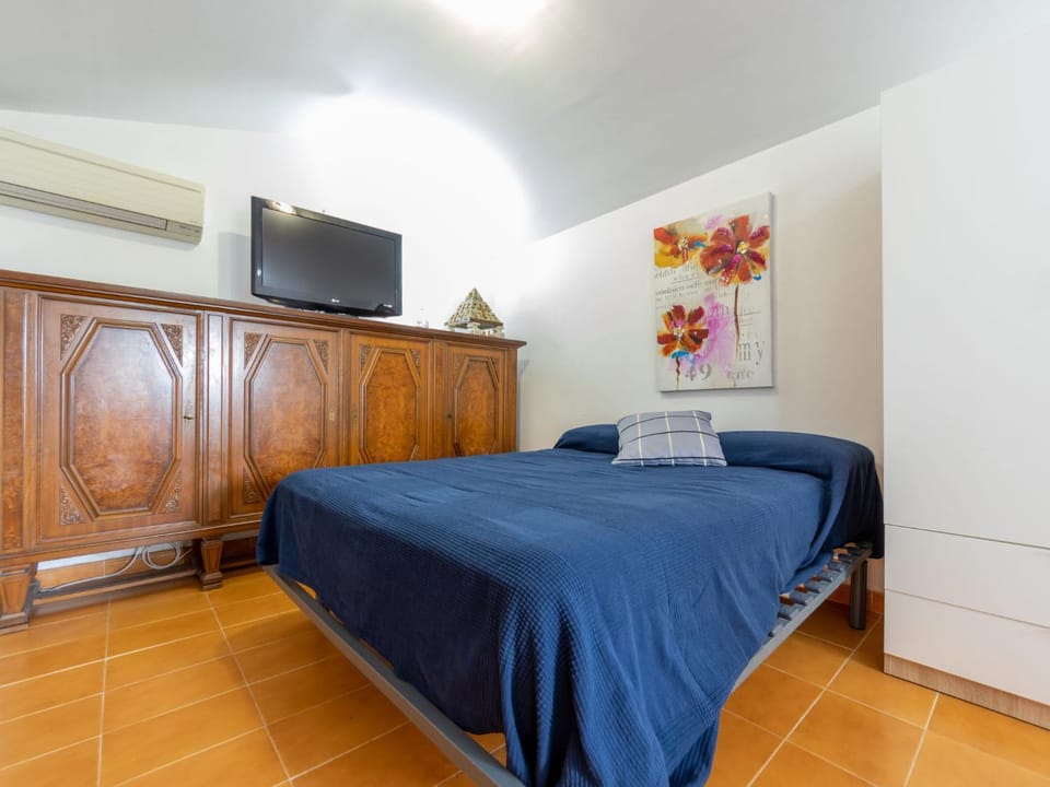 Holiday Home Alicia by Interhome House in Cambrils