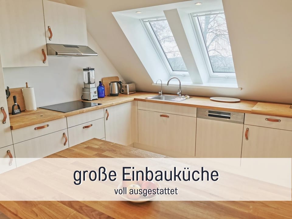 Kitchen or kitchenette, Communal kitchen, kitchen