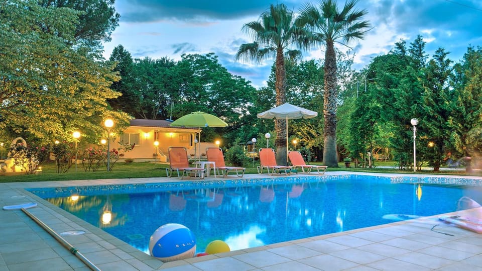 Garden, Garden view, Pool view, Swimming pool