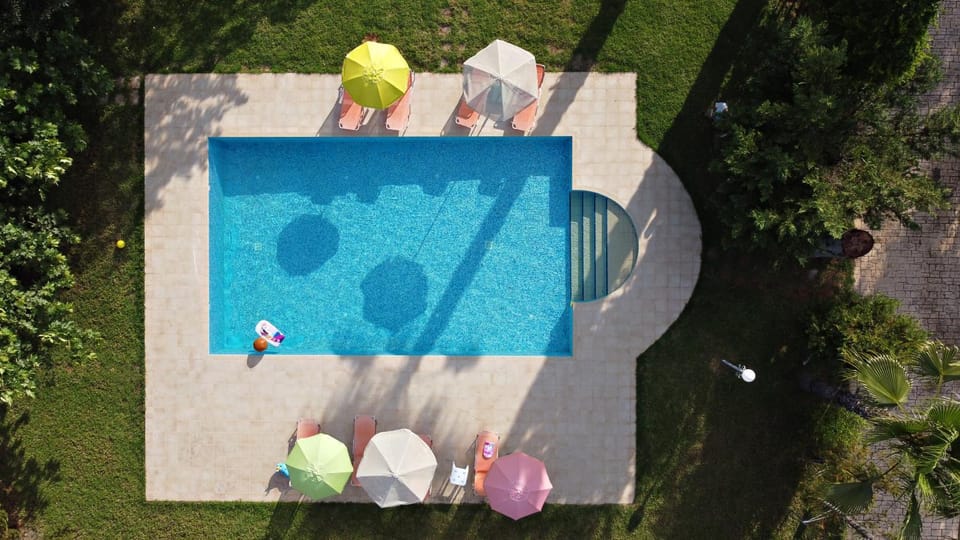 Swimming pool, Swimming pool
