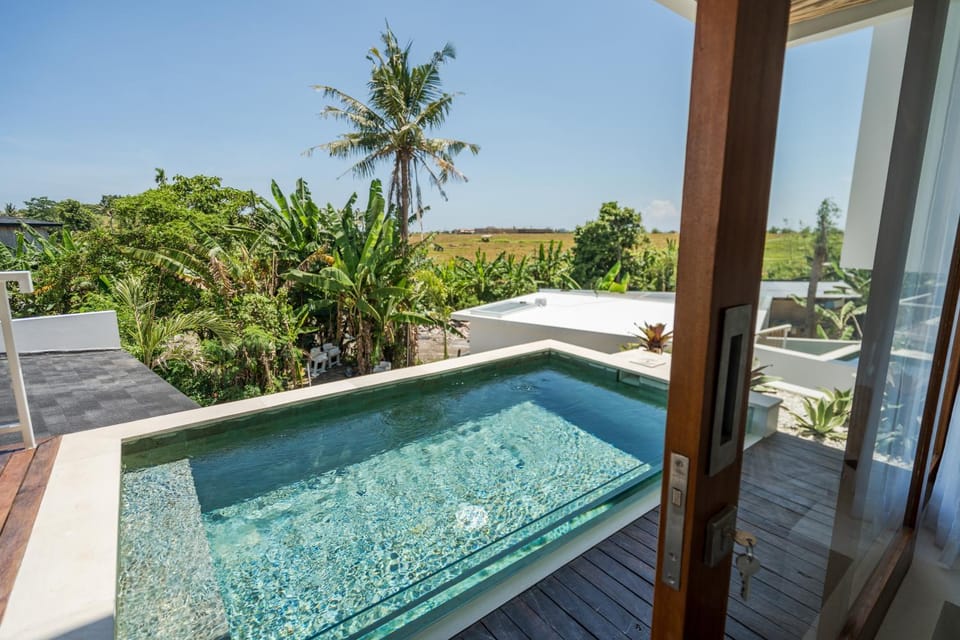 Landmark view, Swimming pool