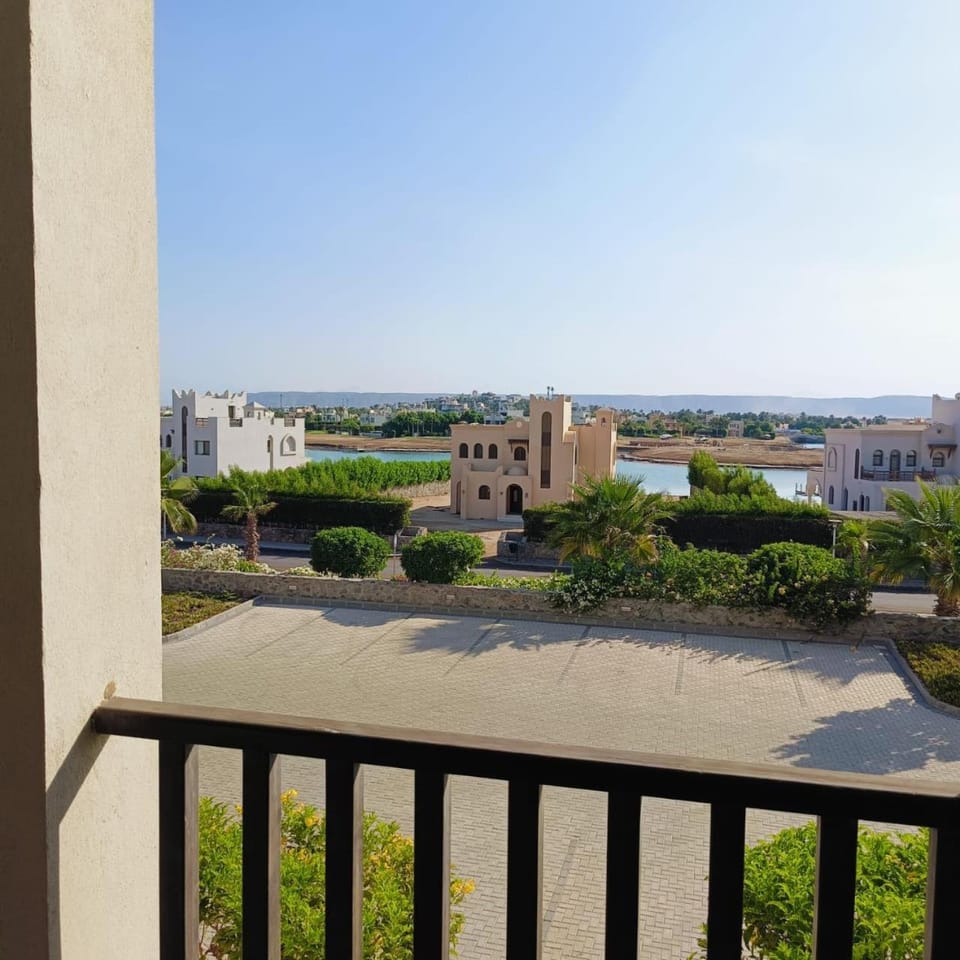 Property building, Day, Natural landscape, View (from property/room), Balcony/Terrace